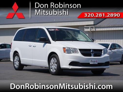 White Knuckle Clearcoat 2018 Dodge Grand Caravan SE