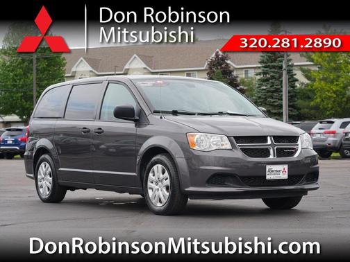 Granite Pearlcoat 2020 Dodge Grand Caravan SE