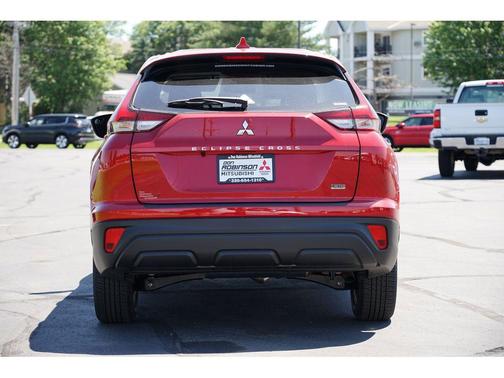 2025 Mitsubishi Eclipse Cross LE
