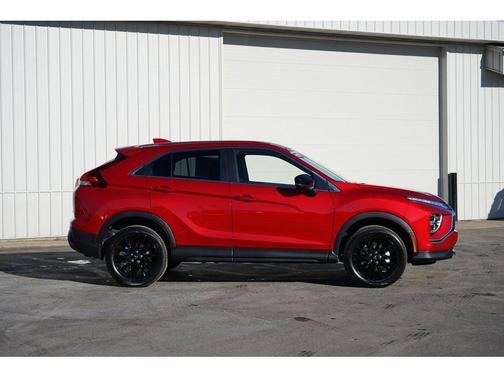 2025 Mitsubishi Eclipse Cross LE