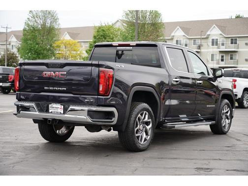 2022 GMC Sierra 1500 SLT