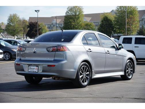 2017 Mitsubishi Lancer ES