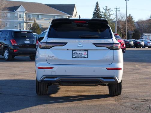 2026 Mitsubishi Outlander SEL