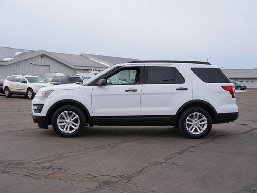 2017 Ford Explorer Base