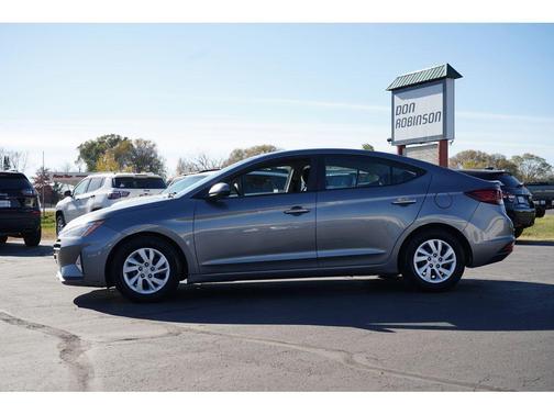 2019 Hyundai ELANTRA SE