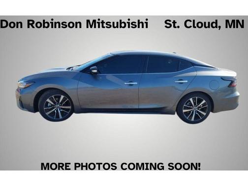 Gun Metallic 2022 Nissan Maxima SV