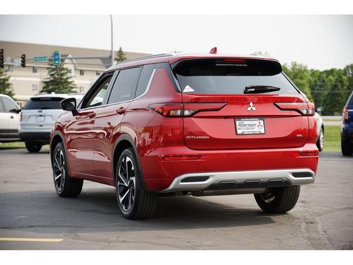 2024 Mitsubishi Outlander SEL