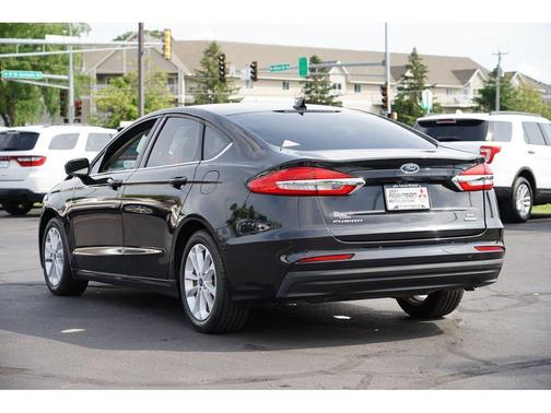 2020 Ford Fusion Hybrid SE