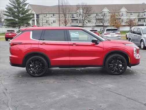 2024 Mitsubishi Outlander Black Edition