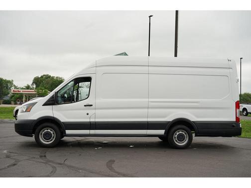 2017 Ford Transit-250 Base