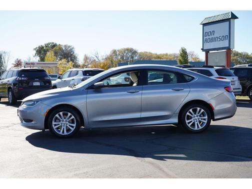 2016 Chrysler 200 Limited