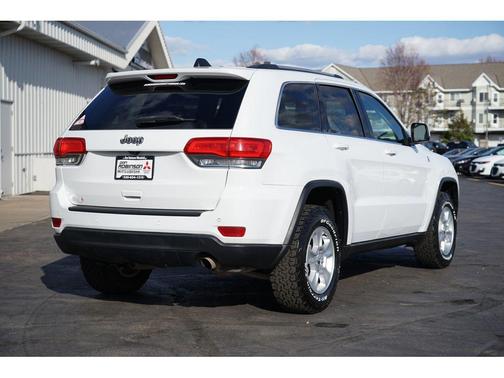 2017 Jeep Grand Cherokee Laredo