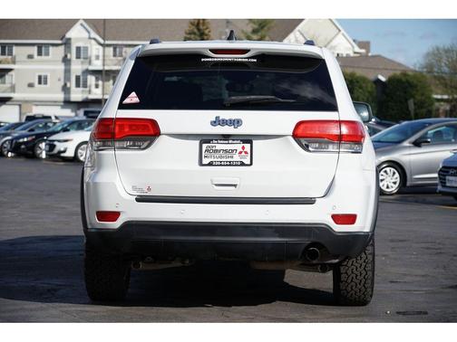 2017 Jeep Grand Cherokee Laredo