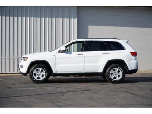 2017 Jeep Grand Cherokee Laredo