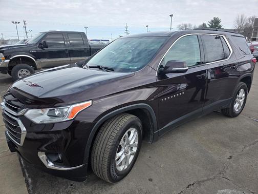 2020 Chevrolet Traverse LT Cloth