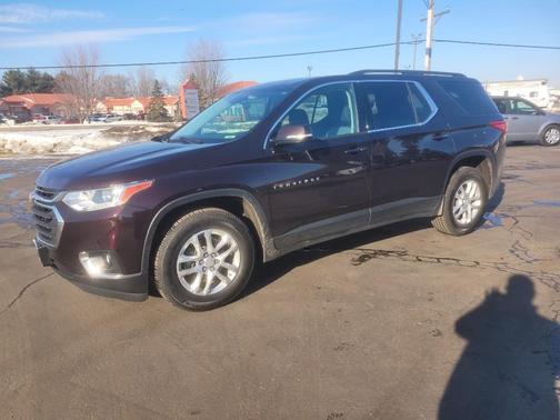 2020 Chevrolet Traverse LT Cloth