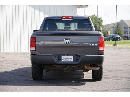 2018 RAM 1500 ST