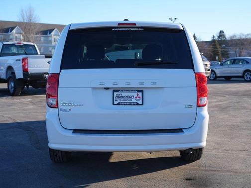 2017 Dodge Grand Caravan SE