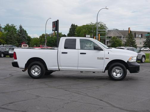 Bright White Clearcoat 2016 RAM 1500 Tradesman/Express