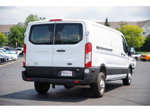 2022 Ford Transit-250 Base