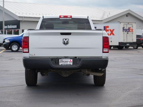 Bright White Clearcoat 2019 RAM 1500 Classic Tradesman