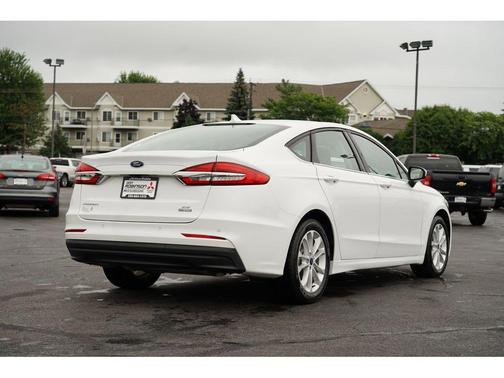 2020 Ford Fusion Hybrid SE