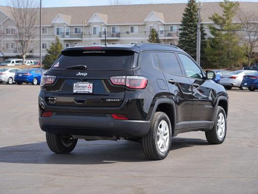 Diamond Black 2018 Jeep Compass Sport