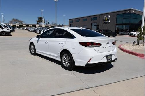 2019 Hyundai SONATA SE