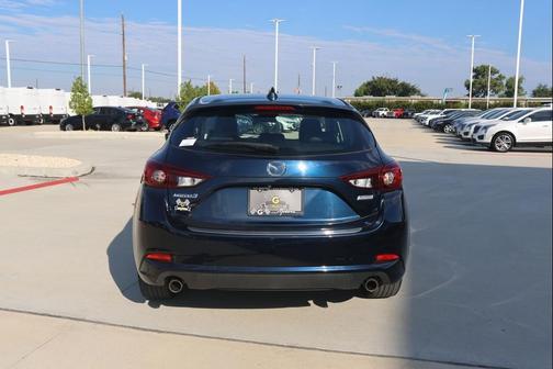 2018 Mazda Mazda3 Touring