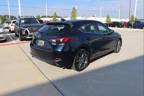 2018 Mazda Mazda3 Touring