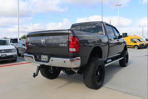 2018 RAM 2500 Lone Star Crew Cab 4x4 6'4' Box