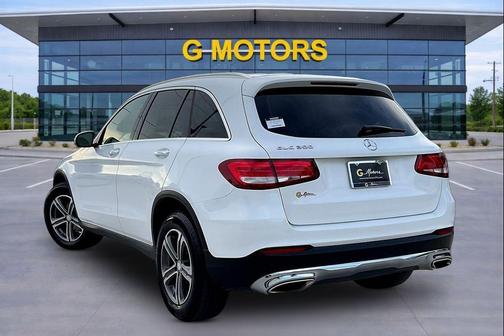 WHITE 2017 Mercedes-Benz GLC 300 Base