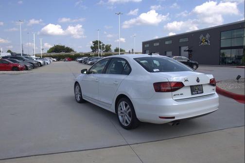2017 Volkswagen Jetta 1.8T SEL