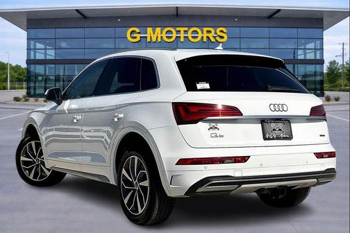 2021 Audi Q5 45 Premium Plus