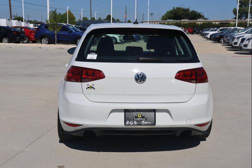 2015 Volkswagen Golf GTI 2.0T SE 4-Door