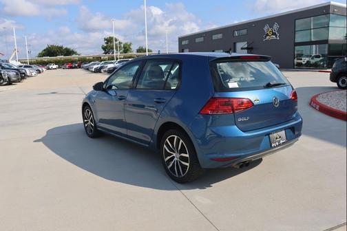 2015 Volkswagen Golf Auto TSI SE