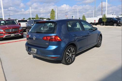 2015 Volkswagen Golf Auto TSI SE