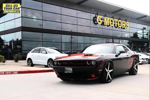 2015 Dodge Challenger SXT Plus