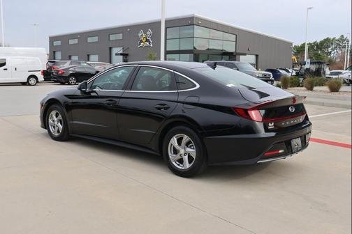 2023 Hyundai SONATA SE