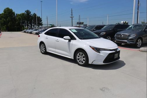 2022 Toyota Corolla LE