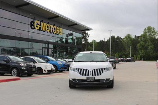 2014 Lincoln MKX Base