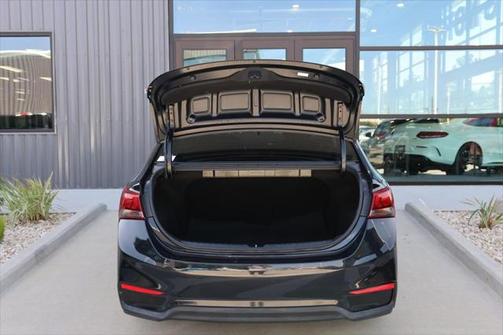 2020 Hyundai Accent SE