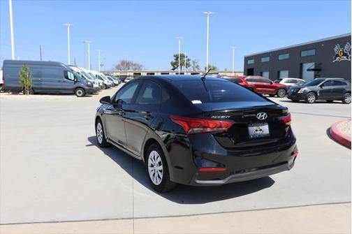 2020 Hyundai Accent SE