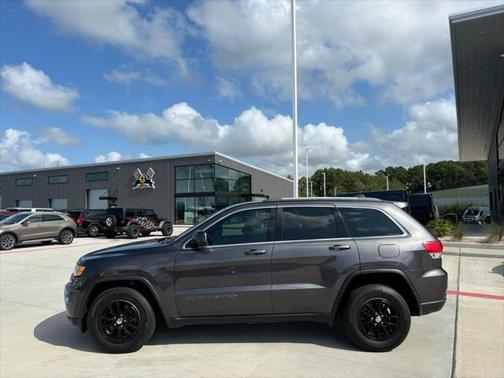 2018 Jeep Grand Cherokee Laredo E