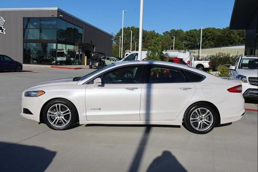 2016 Ford Fusion Hybrid Titanium