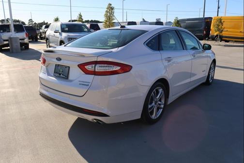 2016 Ford Fusion Hybrid Titanium