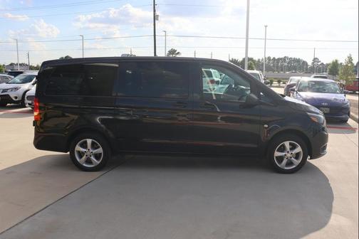 2018 Mercedes-Benz Metris Base