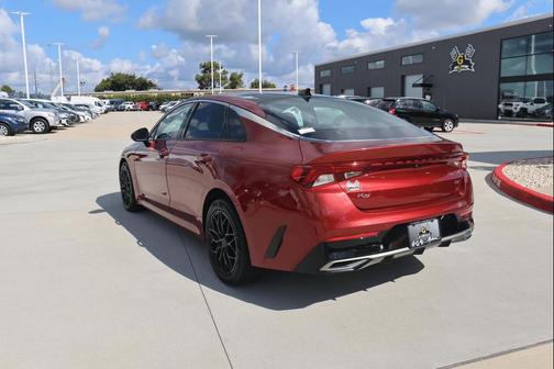 2021 Kia K5 EX