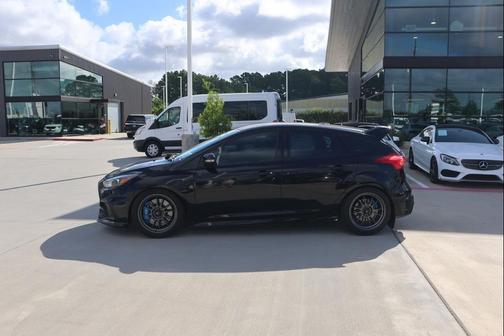 2017 Ford Focus RS Base