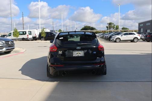 2017 Ford Focus RS Base